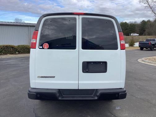 2023 Chevrolet Express 3500 RWD 3500 Regular Wheelbase LS