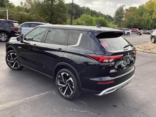 2023 Mitsubishi Outlander PHEV SE S-AWC