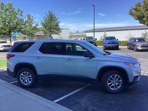 2018 Chevrolet Traverse LS