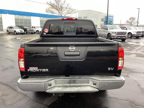 2016 Nissan Frontier SV