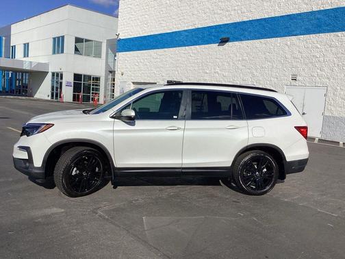 2022 Honda Pilot 2WD Special Edition