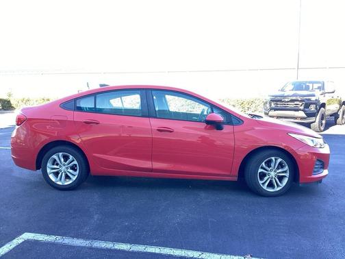 2019 Chevrolet Cruze LS