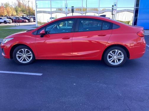 2019 Chevrolet Cruze LS
