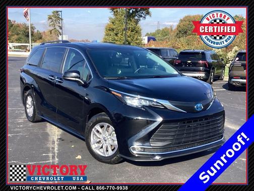 2024 Toyota Sienna XLE