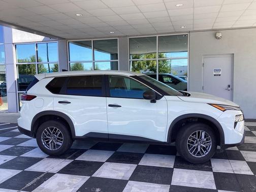 2024 Nissan Rogue S