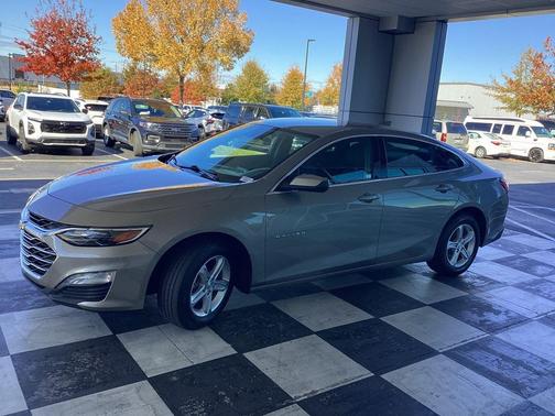 2023 Chevrolet Malibu FWD 1LT