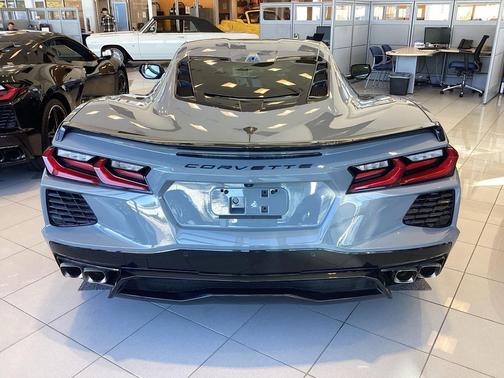 2024 Chevrolet Corvette Stingray w/2LT