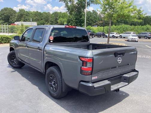 2024 Nissan Frontier S