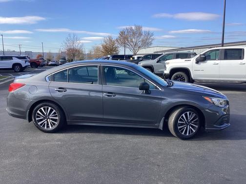 2019 Subaru Legacy Base