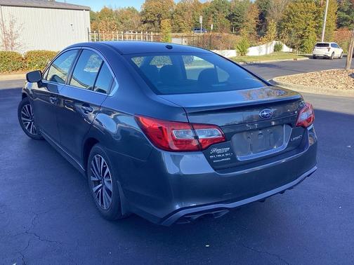 2019 Subaru Legacy Base