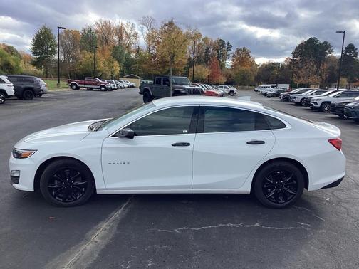 2023 Chevrolet Malibu FWD 1LT