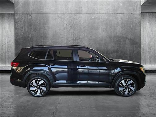 2024 Volkswagen Atlas 2.0T SE w/Technology 4MOTION
