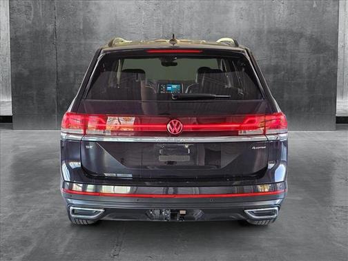 2024 Volkswagen Atlas 2.0T SE w/Technology 4MOTION