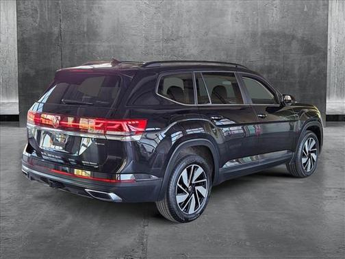 2024 Volkswagen Atlas 2.0T SE w/Technology 4MOTION