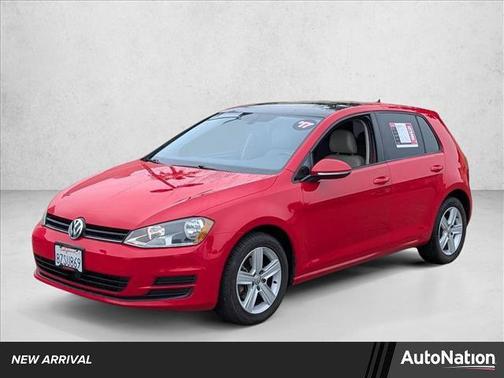 2017 Volkswagen Golf TSI Wolfsburg Edition 4-Door