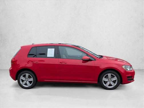 2017 Volkswagen Golf TSI Wolfsburg Edition 4-Door