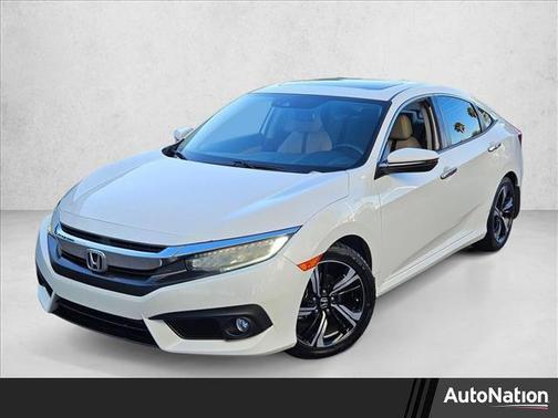 2017 Honda Civic Touring