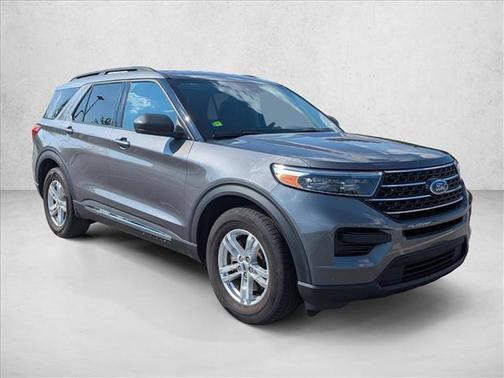 Carbonized Gray Metallic 2024 Ford Explorer XLT