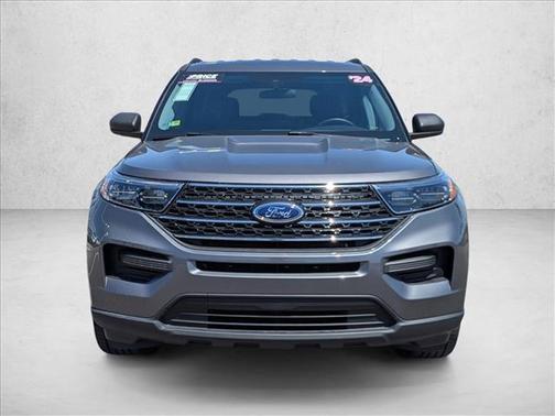 Carbonized Gray Metallic 2024 Ford Explorer XLT