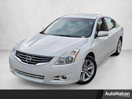 2011 Nissan Altima 3.5 SR