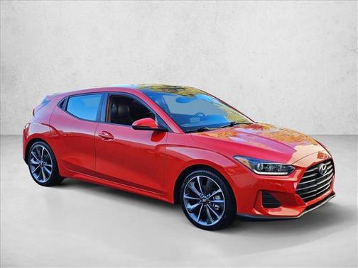 2019 Hyundai Veloster 2