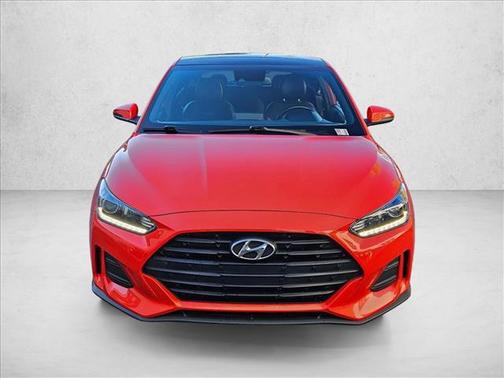 2019 Hyundai Veloster 2