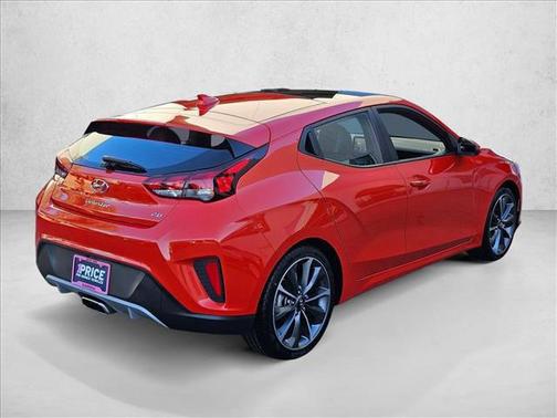 2019 Hyundai Veloster 2