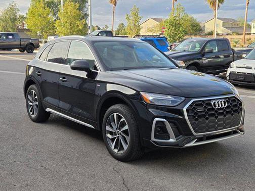 2022 Audi Q5 45 S line Premium
