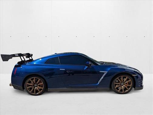 2015 Nissan GT-R Premium