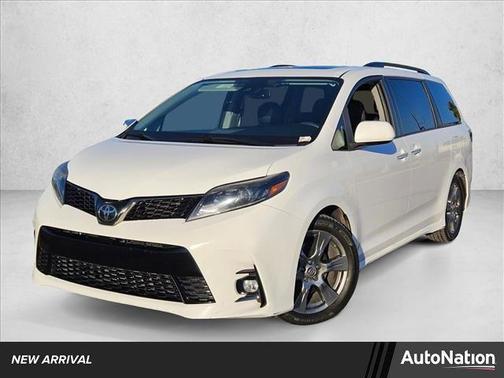 2018 Toyota Sienna SE