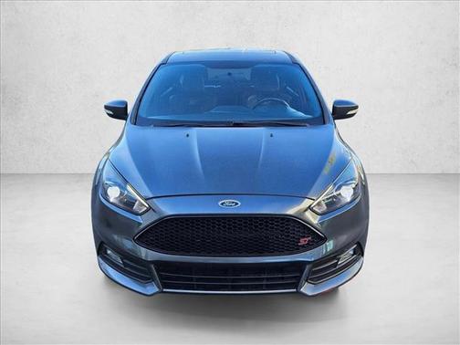 2017 Ford Focus ST