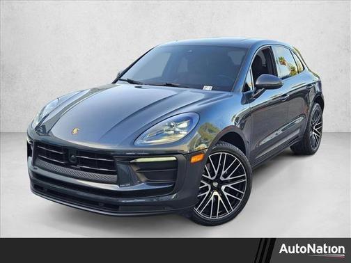 2023 Porsche Macan T