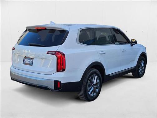 2024 Kia Telluride LX