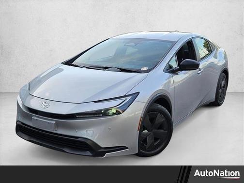 2025 Toyota Prius LE