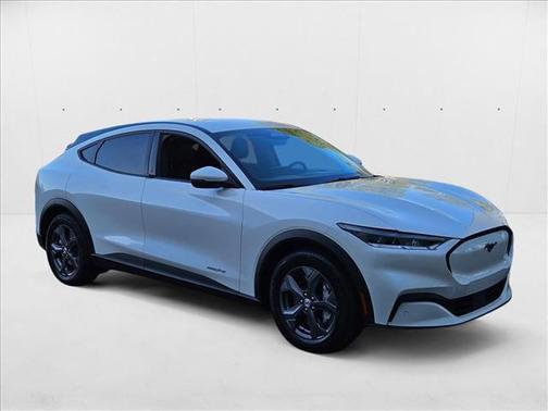 2022 Ford Mustang Mach-E Select