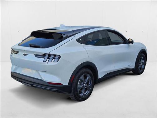 2022 Ford Mustang Mach-E Select
