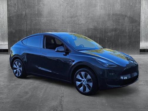 2024 Tesla Model Y RWD *Ltd Avail*
