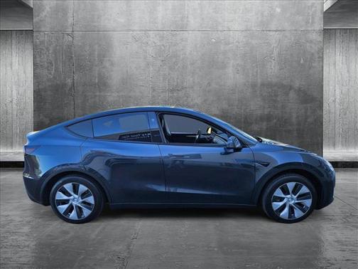 2024 Tesla Model Y RWD *Ltd Avail*