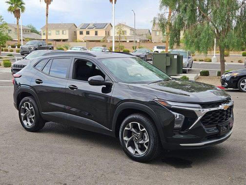 2024 Chevrolet Trax LT