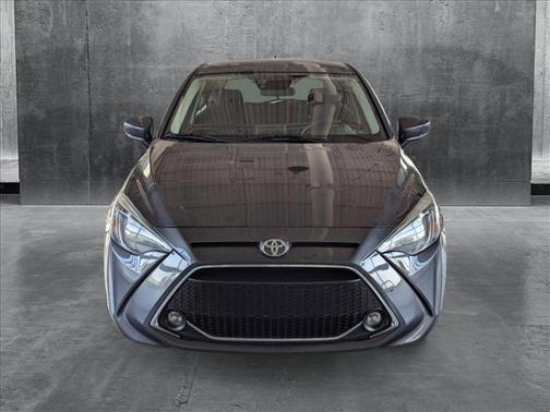 2020 Toyota Yaris Sedan LE