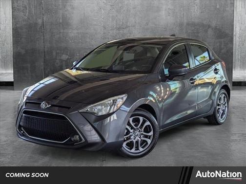 2020 Toyota Yaris Sedan LE