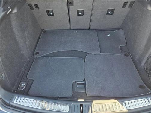 2023 Porsche Macan S