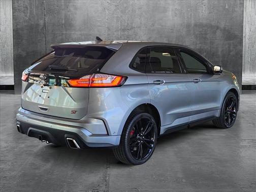 2022 Ford Edge ST