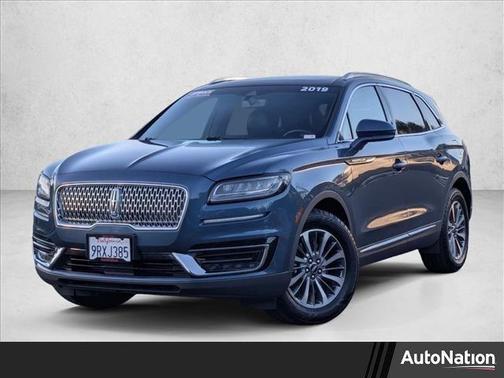 2019 Lincoln Nautilus Select