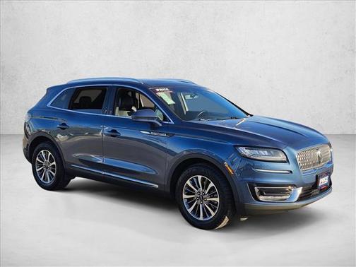 2019 Lincoln Nautilus Select