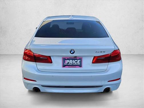 2020 BMW 530 530i