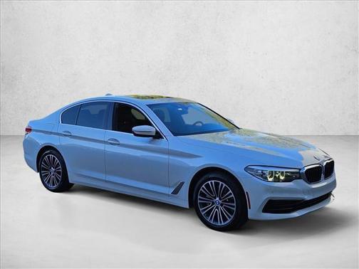 2020 BMW 530 530i