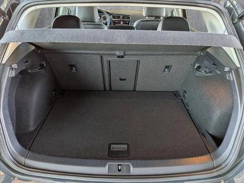 2019 Volkswagen e-Golf SEL Premium