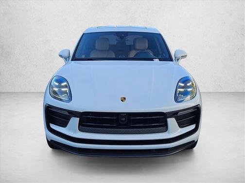 2023 Porsche Macan AWD