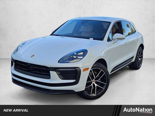 2023 Porsche Macan AWD